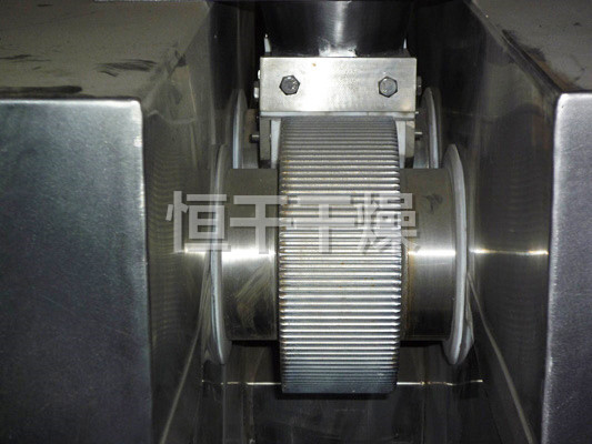 GZL系列干法辗压造粒机